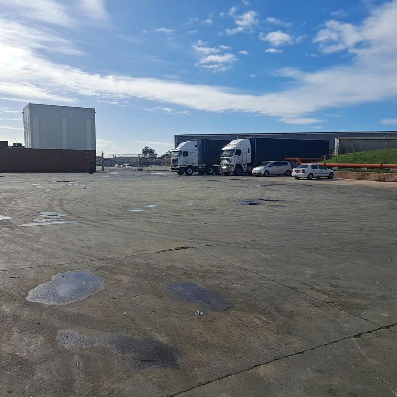To Let Commercial Property for Rent in Sidwell Eastern Cape